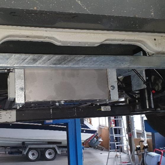 SHR Hydraulik Self-Levelling System for X250/X290 Fiat Ducato leaf spring chassis from 2006 to current