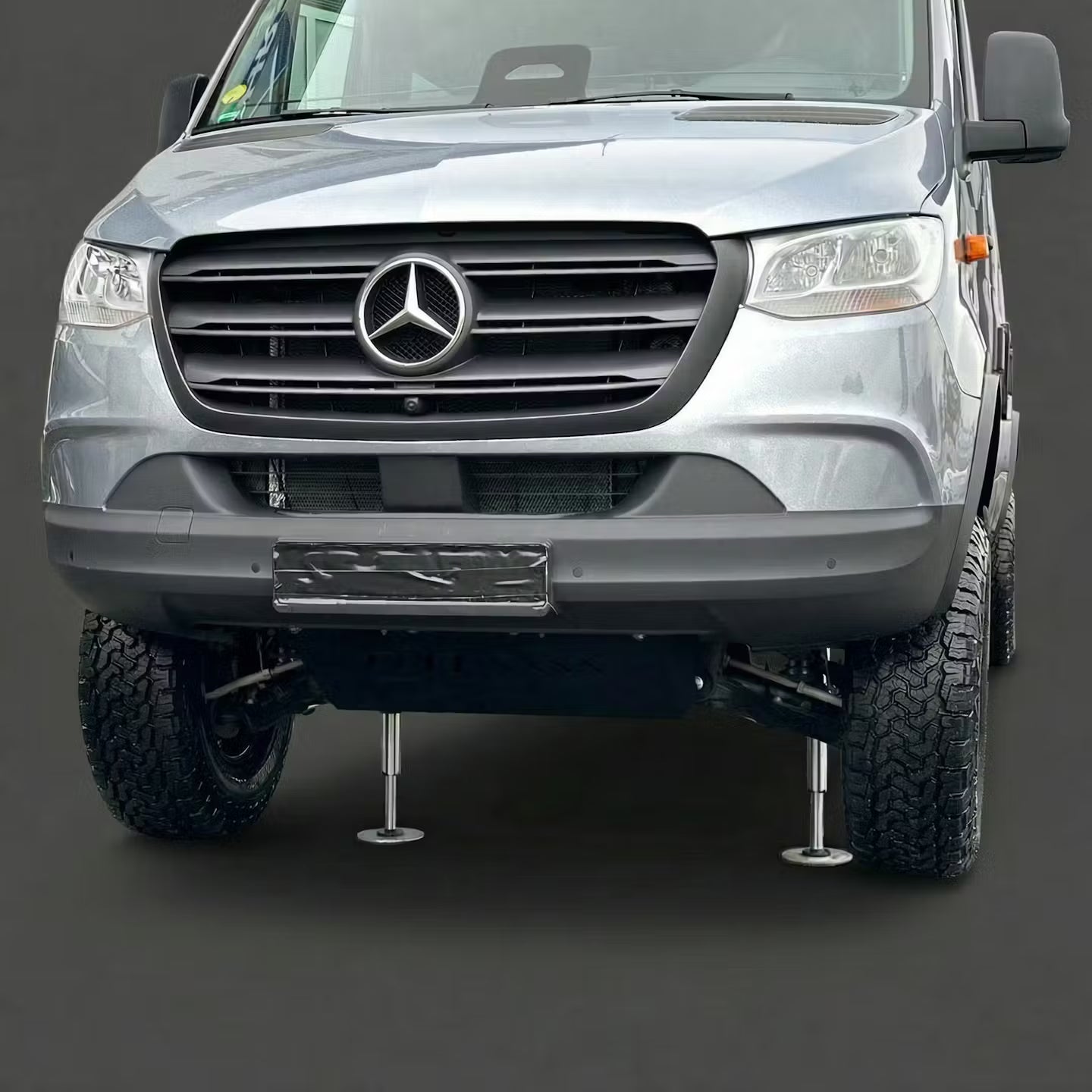 SHR Hydraulik Self-Levelling System for Mercedes-Benz Sprinter VS30 4x4 chassis from 2018 to current